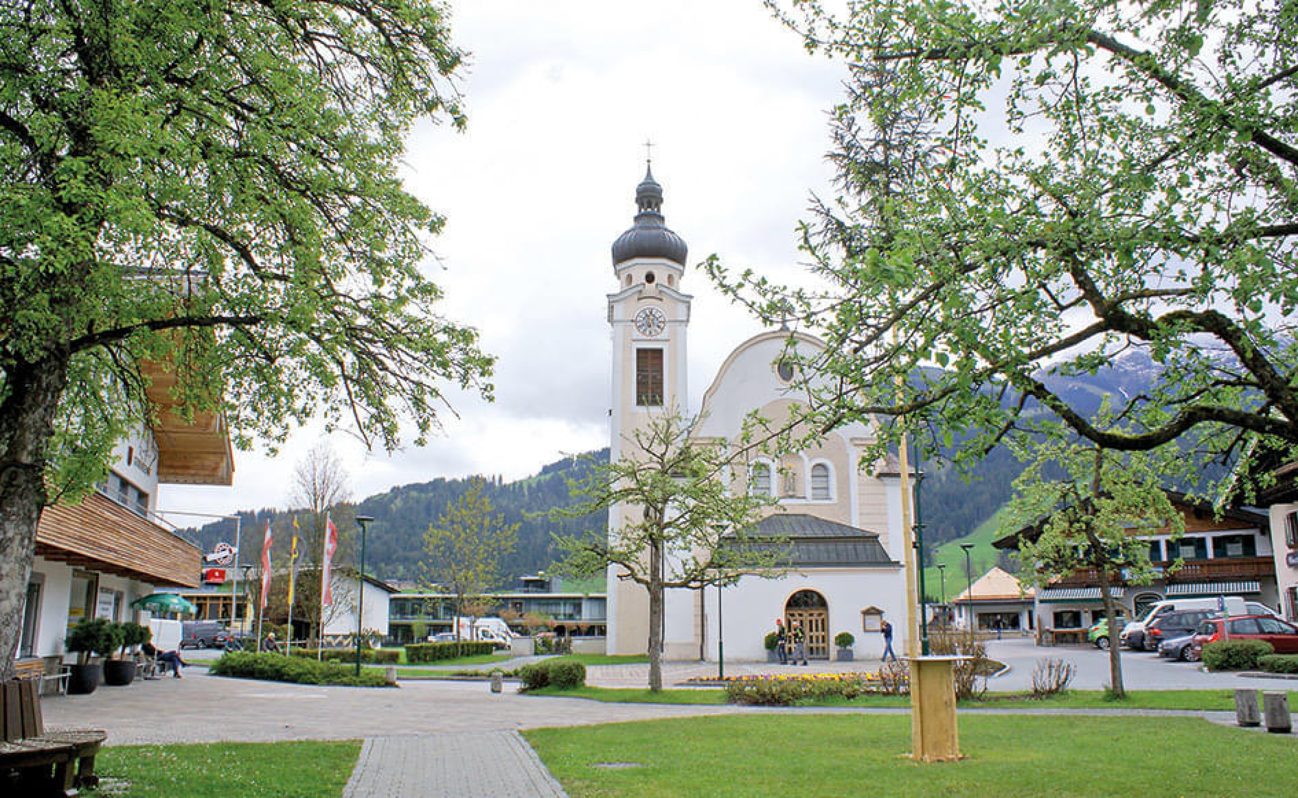 19appartmenthoteloberndorf.jpg