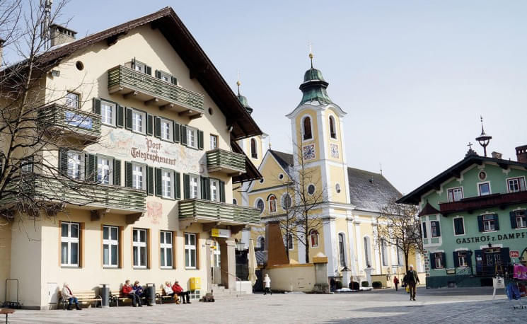 25hauptplatz_st.johann.jpg