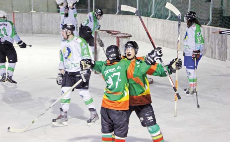 3eishockey_st.ulrich.jpg