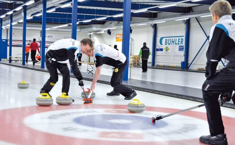 42curling.jpg
