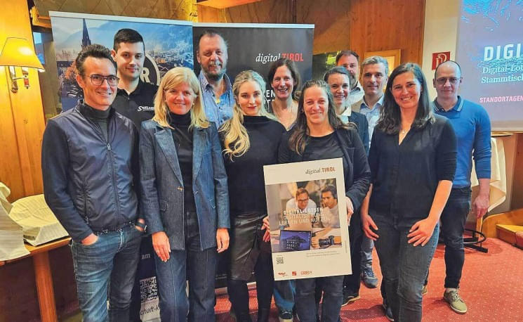 digitallotsen_fotostammtischkitzbuehel_49_2024_standortagentur_tirol.jpg