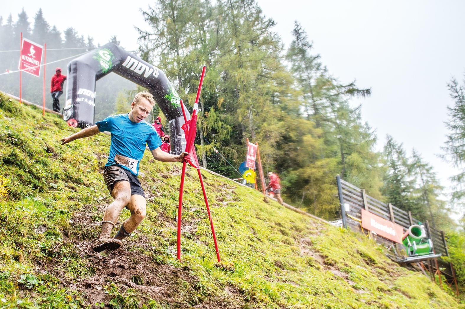 inov8descentrace_2019_mw_high_7744.jpg