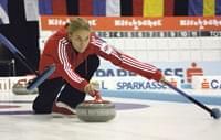 39curling66
