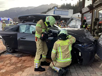 2025-11-15-verkehrsunfall-kitz-1-4-2