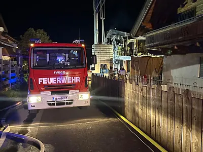 Brand Rohbau Oberndorf_FF St. Johann