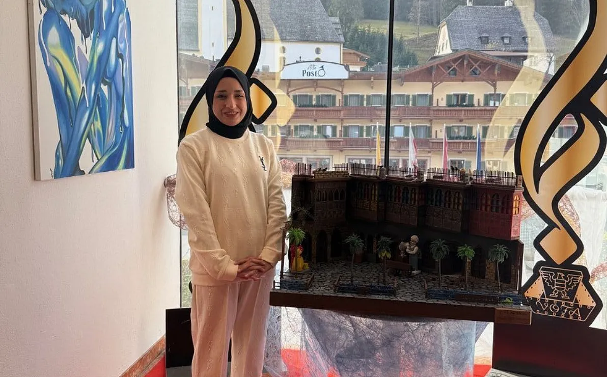 Die Iraker Künstlerin Nabaa Alawam ist wieder zurück in Fieberbrunn