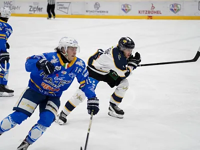 © Alex Schwaninger Eishockey Adler Kitzbühel vs Cortina