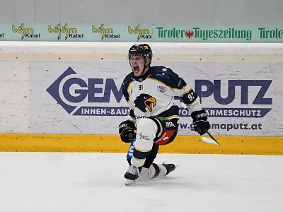 © Alex Schwaninger Eishockey Adler Kitzbühel vs Cortina