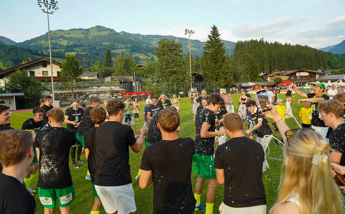 fc-kitz-juniors-vs-sv-radfeld1704-1