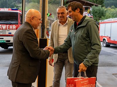 Feuerwehr Autoübergabe Aschau