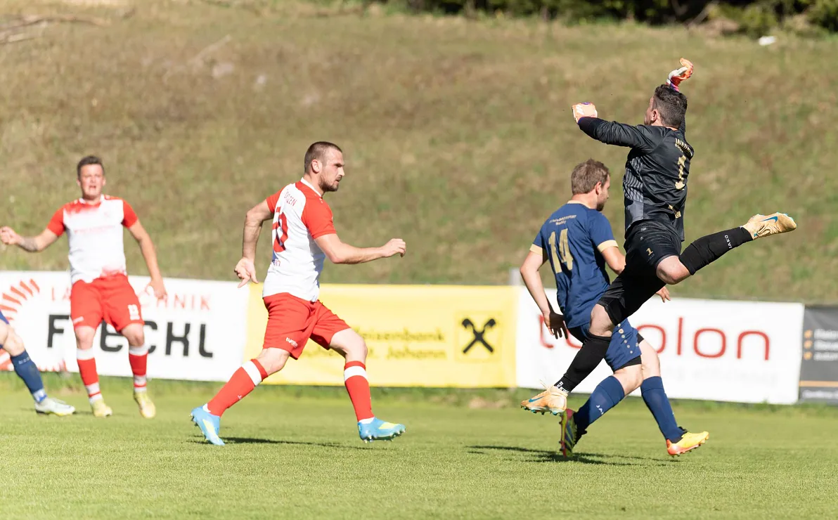 Fußball Hochfilzen Derby Waidring