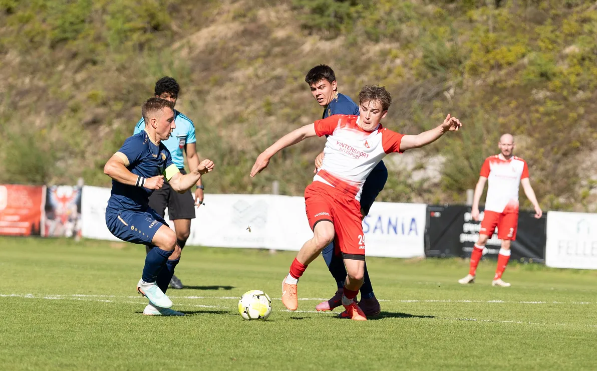 Fußball Hochfilzen Derby Waidring