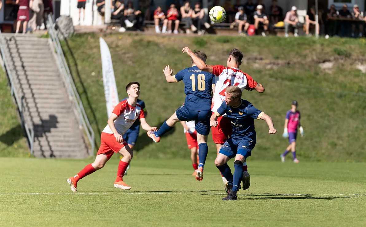 Fußball Hochfilzen Derby Waidring