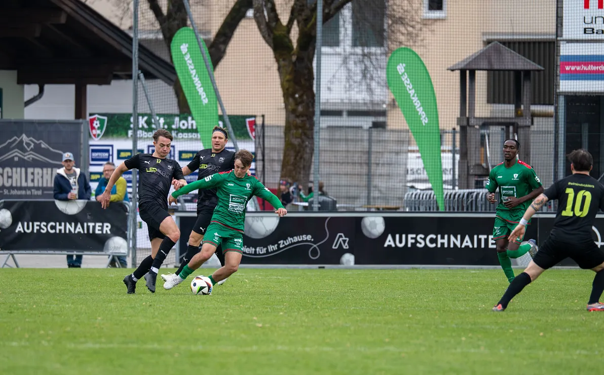Fussball_St.Johann-Volders
