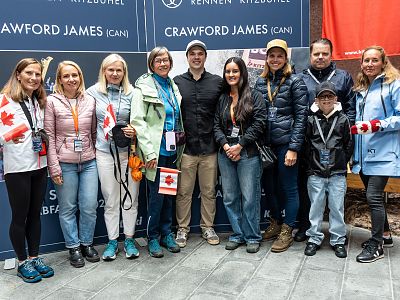 Gondelübergabe Hahnenkammsieger James Crawford