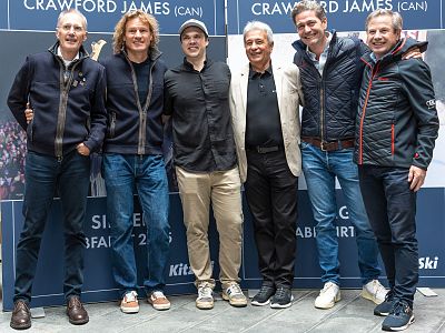 Gondelübergabe Hahnenkammsieger James Crawford