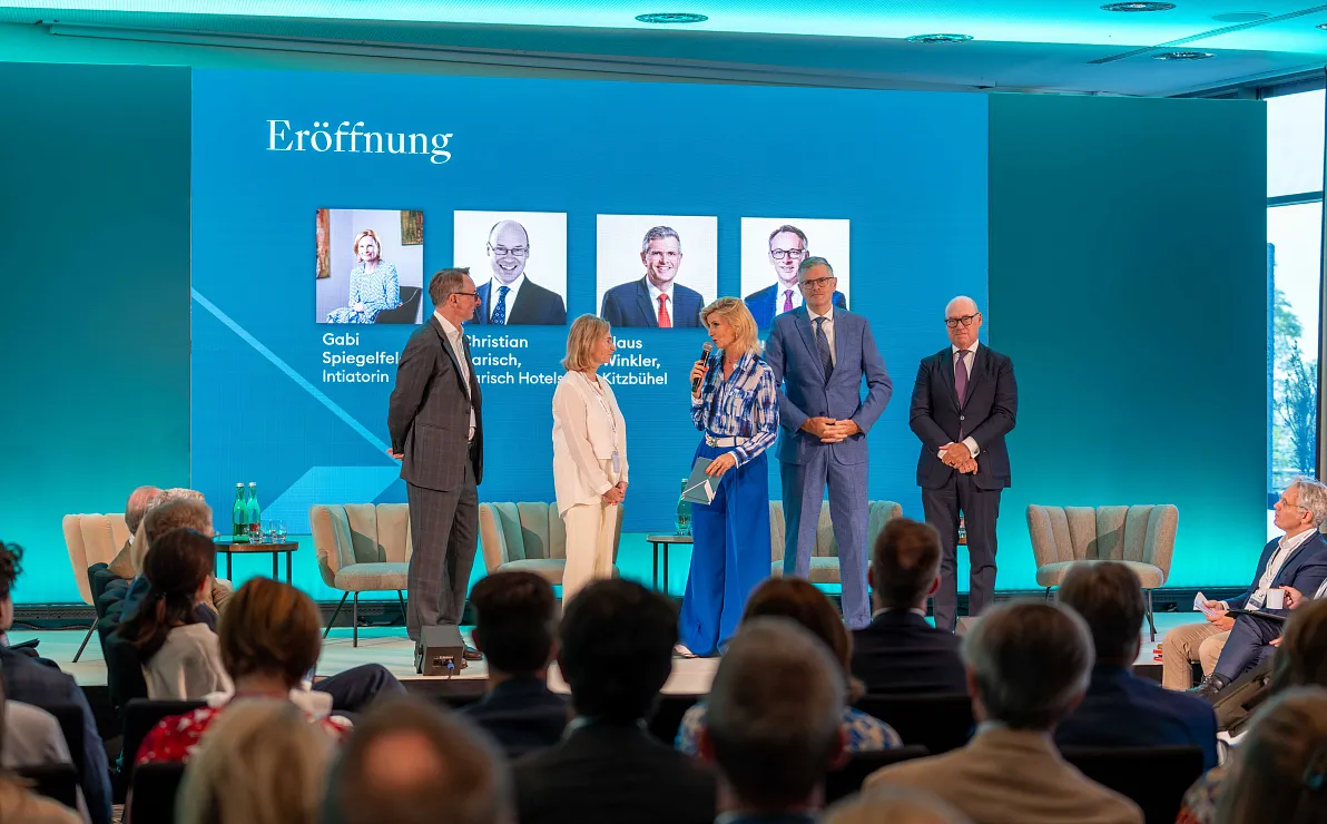 kitzsummit-2025-konferenztag-1-c-floobe-medienproduktion-lowres-32-1