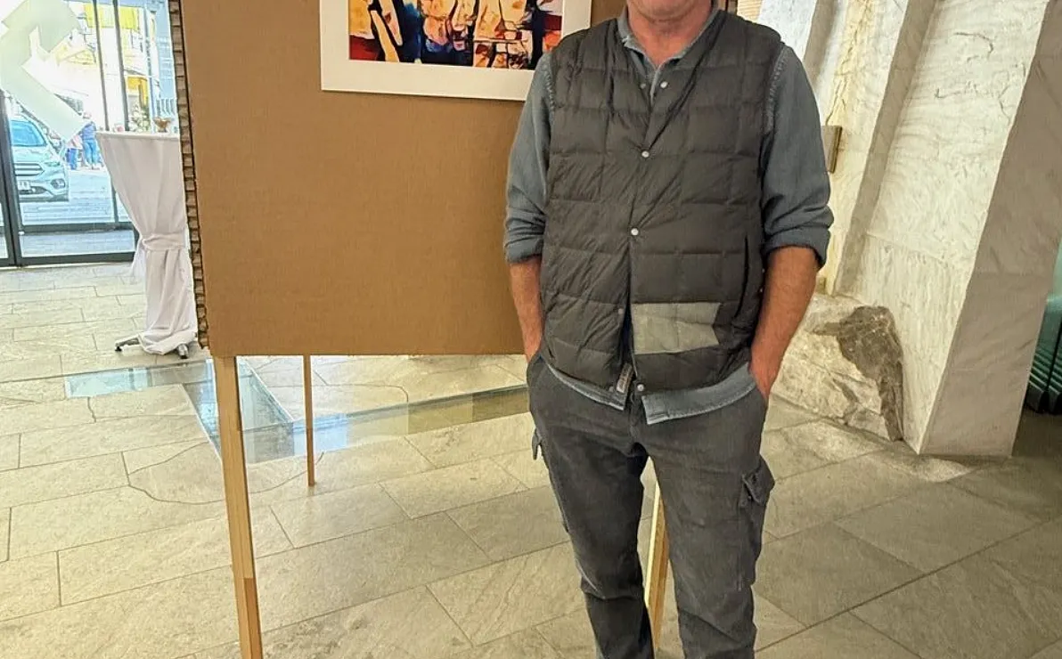 Toni Niederwieser vor seinem Lieblingswerk