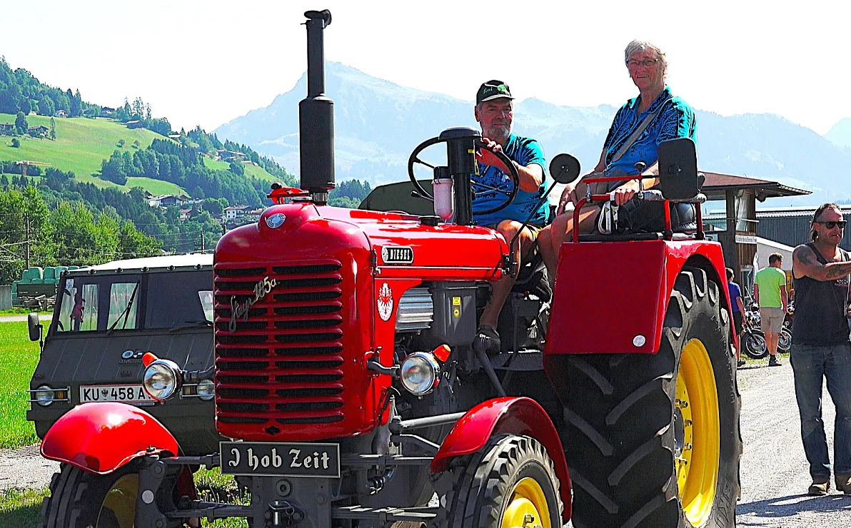 traktor-und-oldtimertreffen-kirchberg-oldtimerfreunde-kirchberg1-1