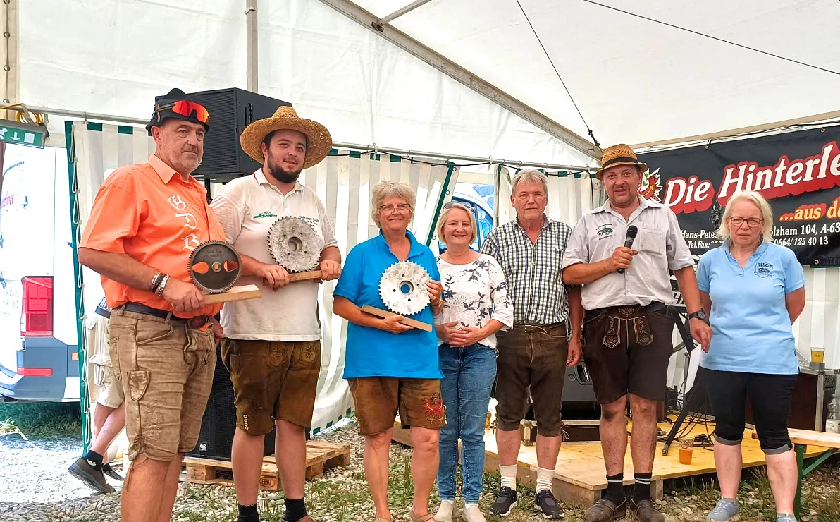 traktor-und-oldtimertreffen-kirchberg-oldtimerfreunde-kirchberg3-1