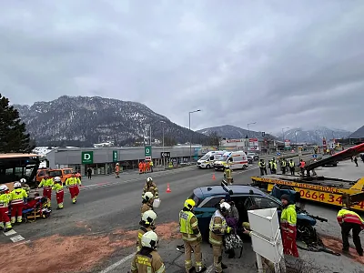 #unfall_Bus_Loferer_04_02_26_FF