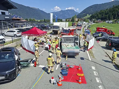 Vekehrsunfall Loferer Bundesstraße Kirchdorf_FFStJohann