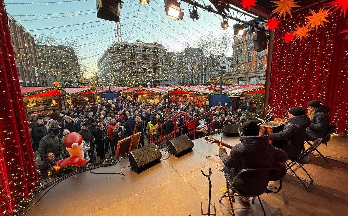 whatsapp-image-2025-11-21-at-16