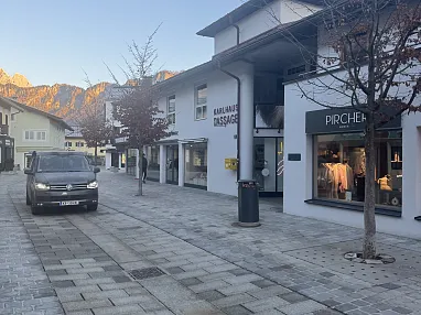 a_Kaiserstraße_10_2025 (Kennzeichen verpixeln