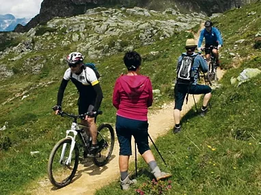 wanderer-sv-biker_30_2025_AdobeStock_366080992_Preview