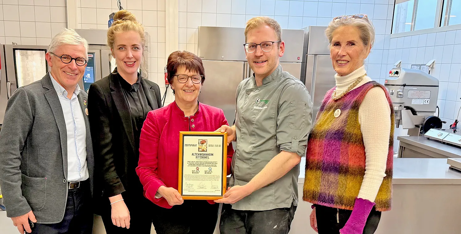 a_Auszeichnung_AWH-Kitz_12_2025_floobe