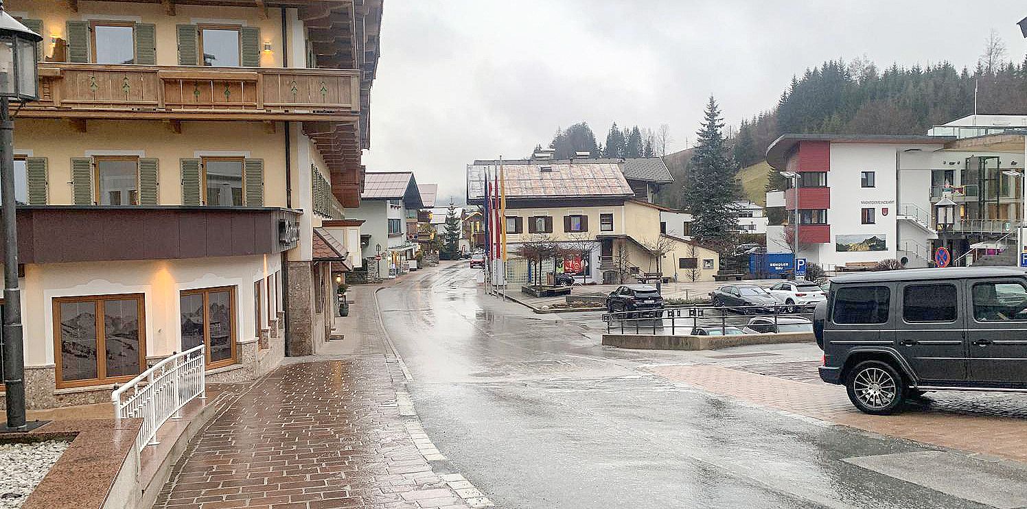 a_Dorfzentrum_Fieberbrunn_12_2025_Neumayr