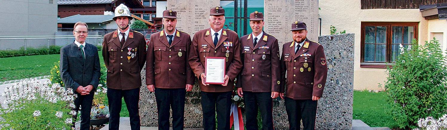 a_Ehrung BR Johann Leitinger_31_2025_FW Waidring