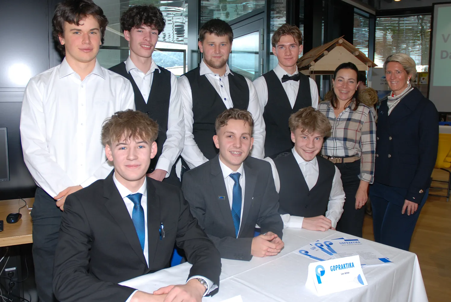 a_Junior_company1_49_2025-fusser