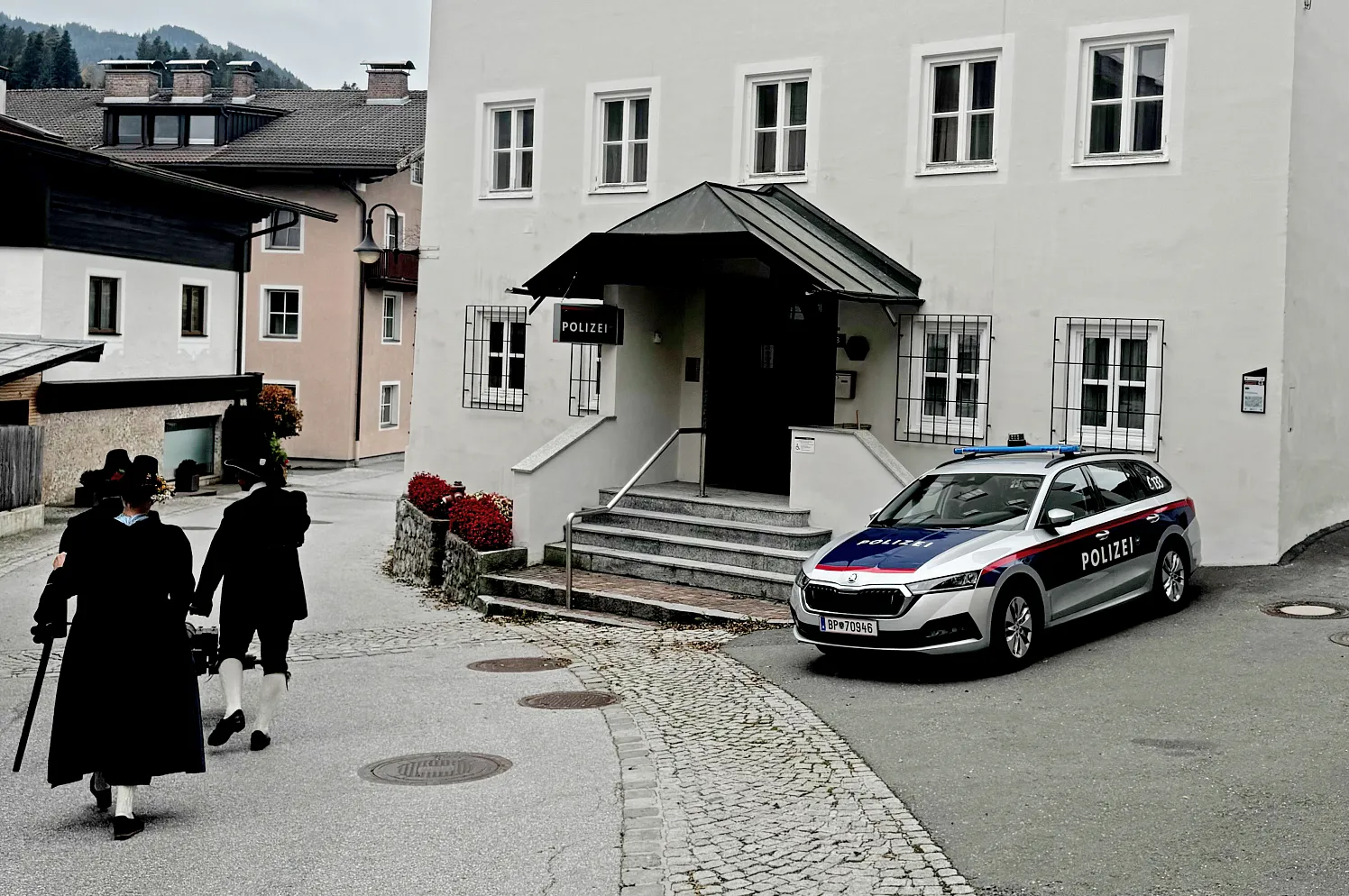 Polizei_42_2025_Klausner