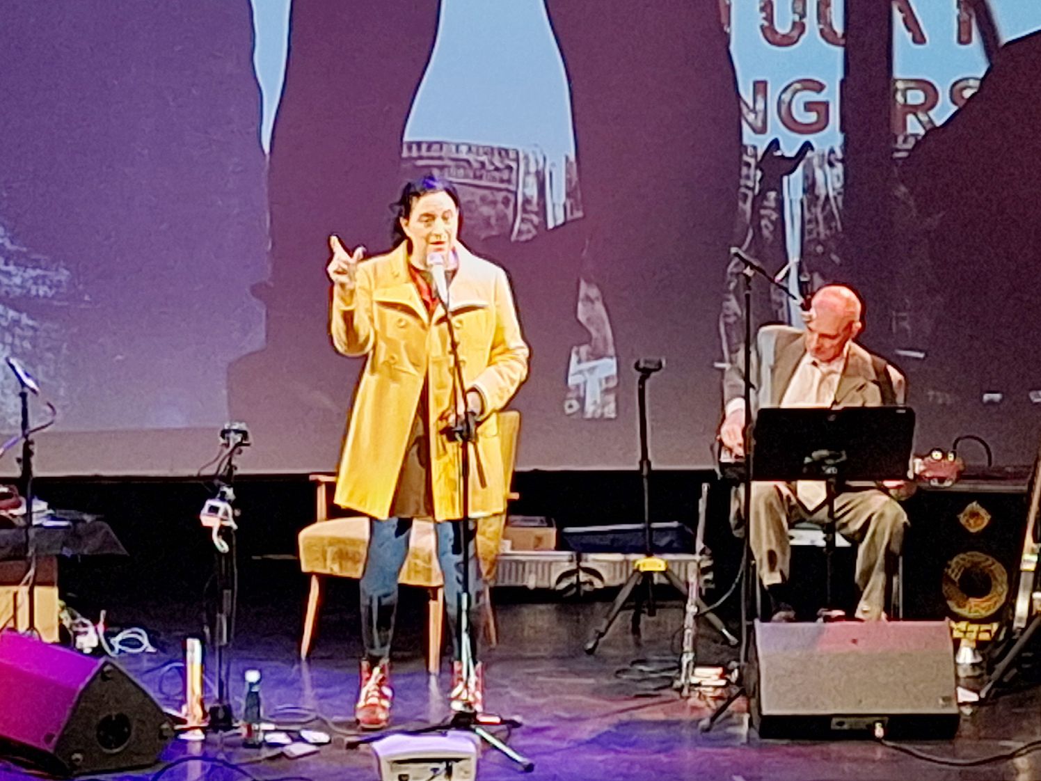 a_Stucky Finger_26_2026_Standl