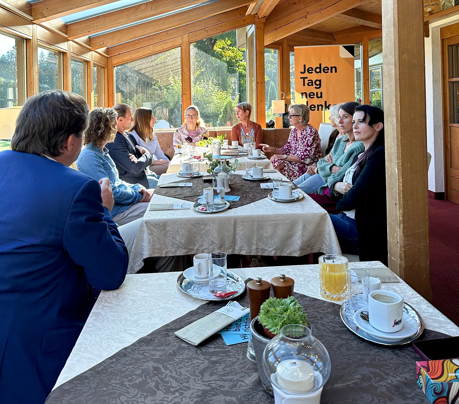 a_Unternehmerinnen_fruehstueck_40_2025_WB