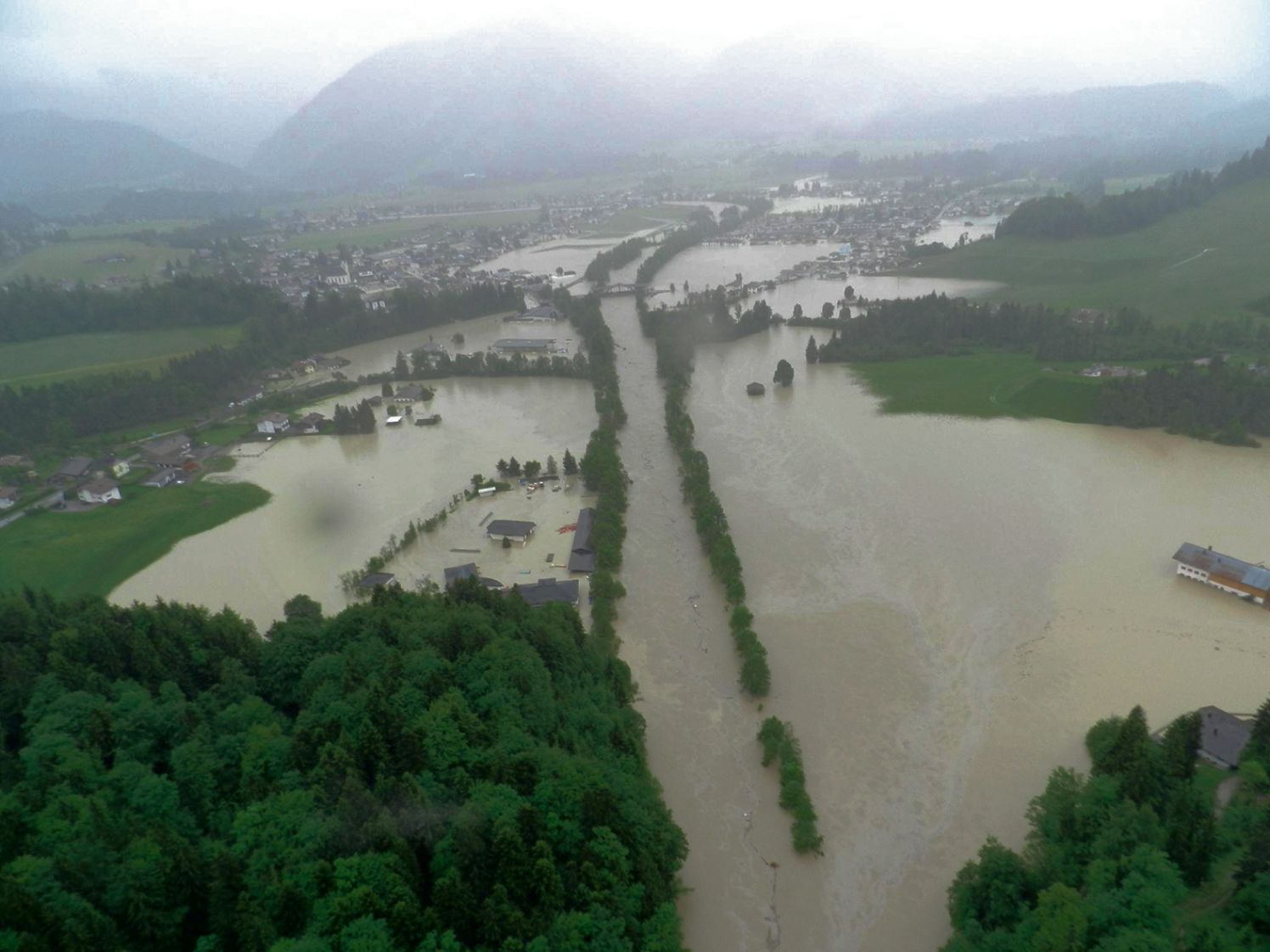 Am 2. Juni 2013 stand der Großteil Kössens unter Wasser – über 400 Häuser waren nicht mehr bewohnbar. Die Schäden lagen bei rund 50 Millionen Euro