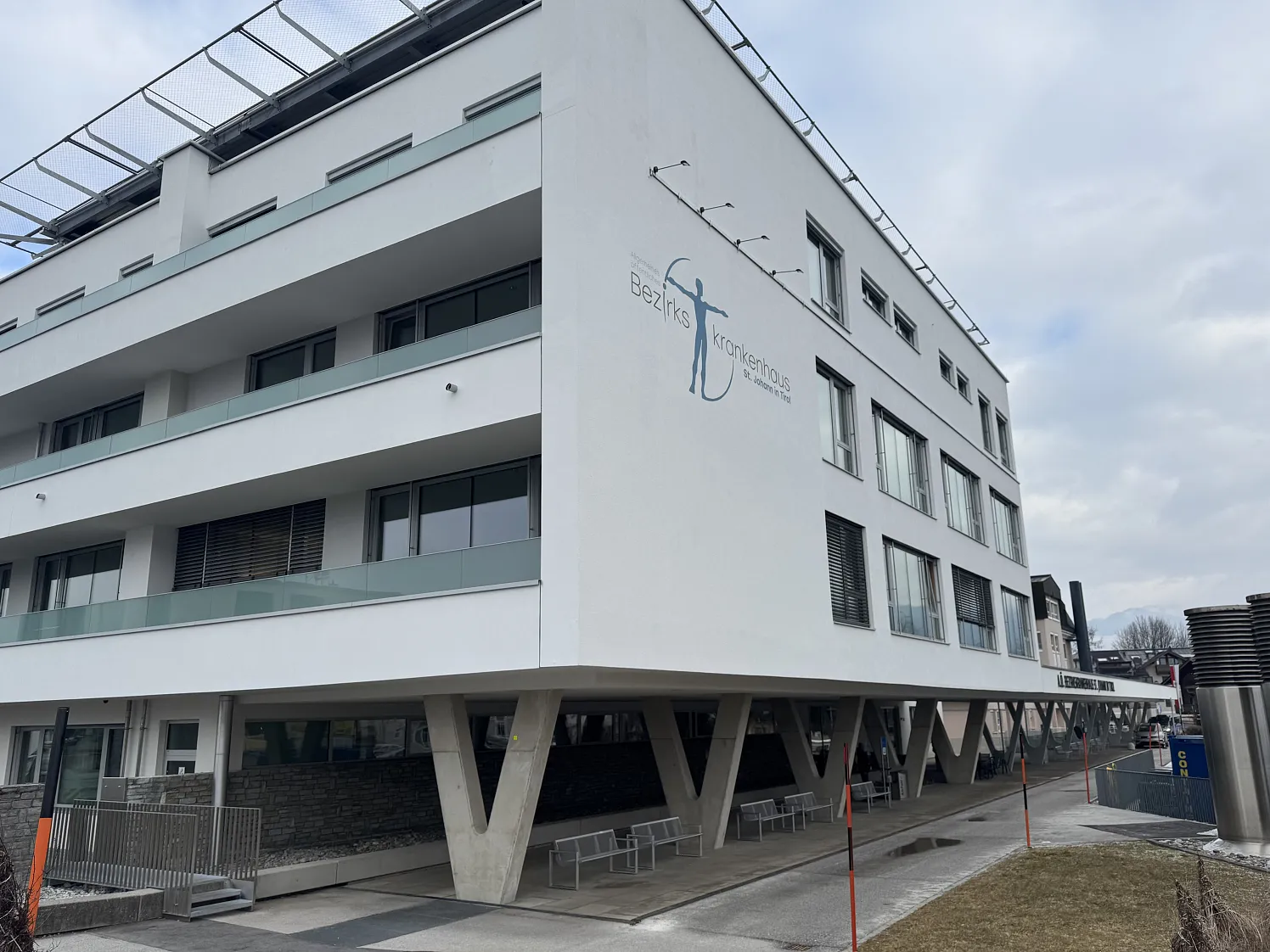 Bezirkskrankenhaus_St.Johann