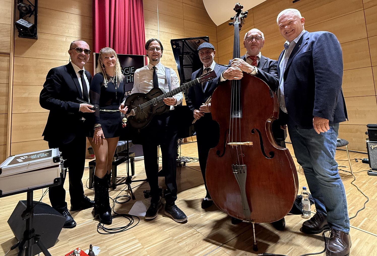 Boogie Kathi & the muddy Bluesmen nach dem Konzert mit Sepp Obermoser_52_2025_Bianca Riegel.webp