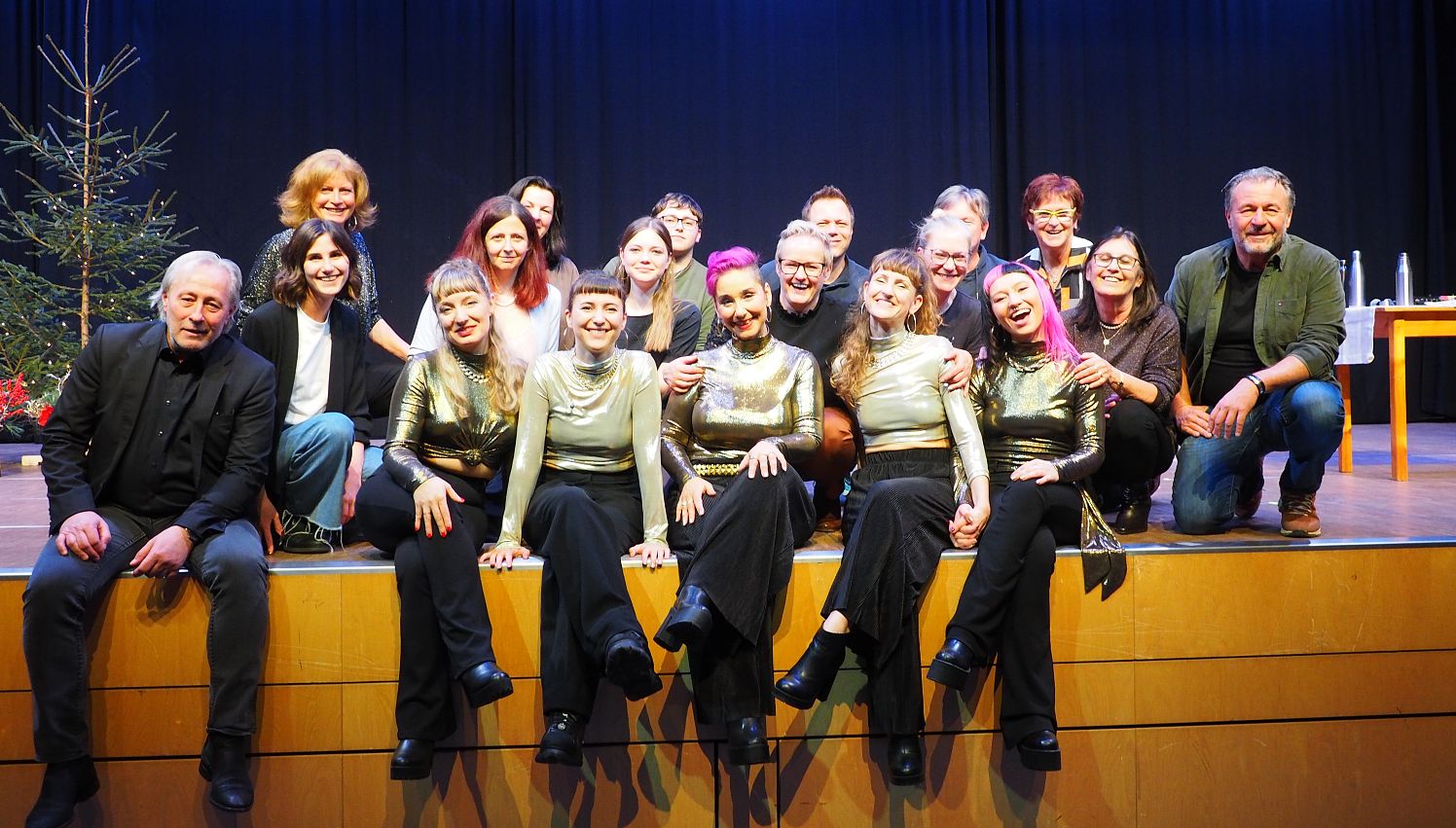 Der Beat Poetry Club mit den Mitgliedern von „Kultur am Pillersee“.