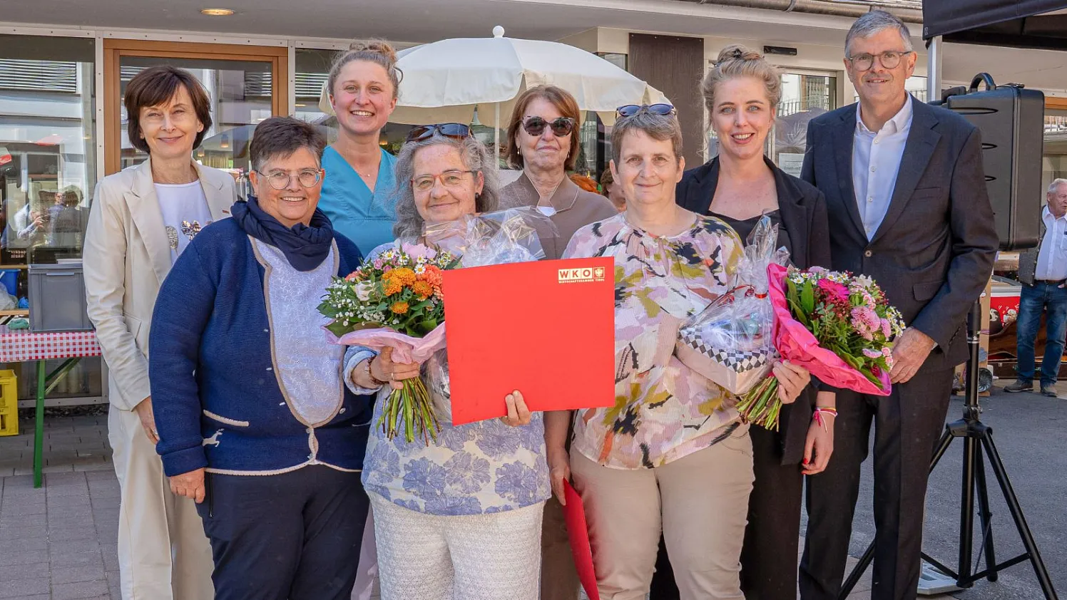 Ehrung langjaehriger Mitarbeiterinnen im Altenwohnheim Kitzbuehel