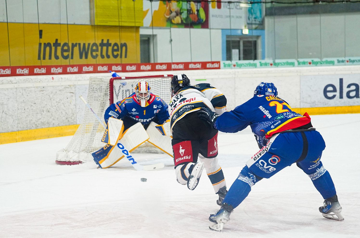 eishockey-maxa_40_2025_Schwaninger.webp