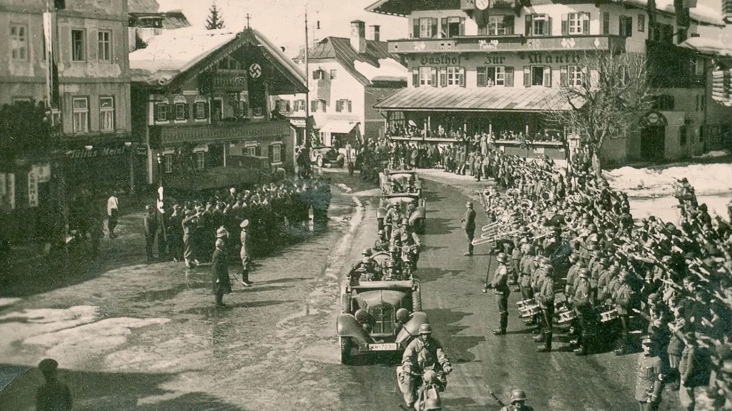 Empfang des Infanterieregiments 18. März 1938 Hauptplatz St. Johann