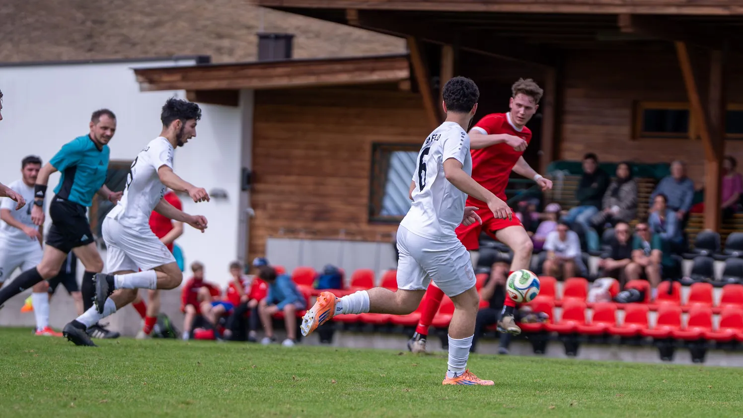 Fußball Going vs Radfeld