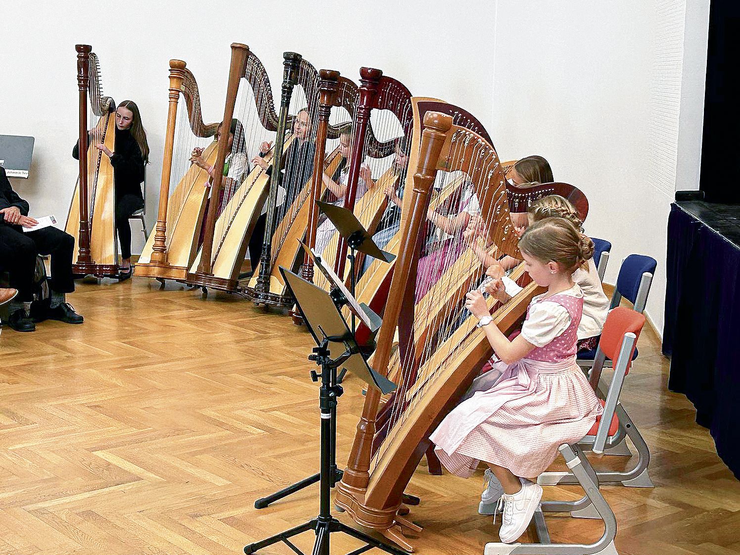 Harfenensemble_20_2025_Edith Mallaun und Mirjam Schipflinger