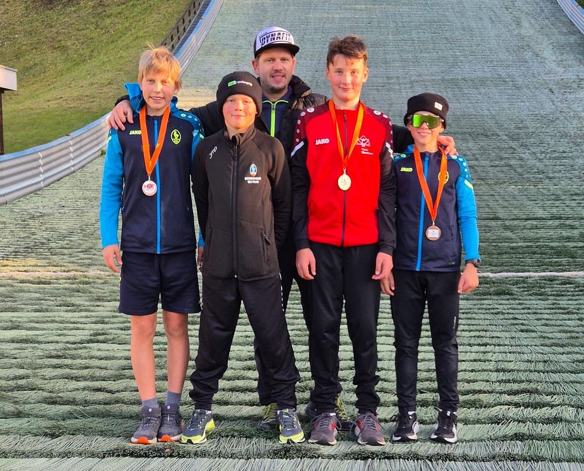 Hot Cup Skispringer Kombinierer