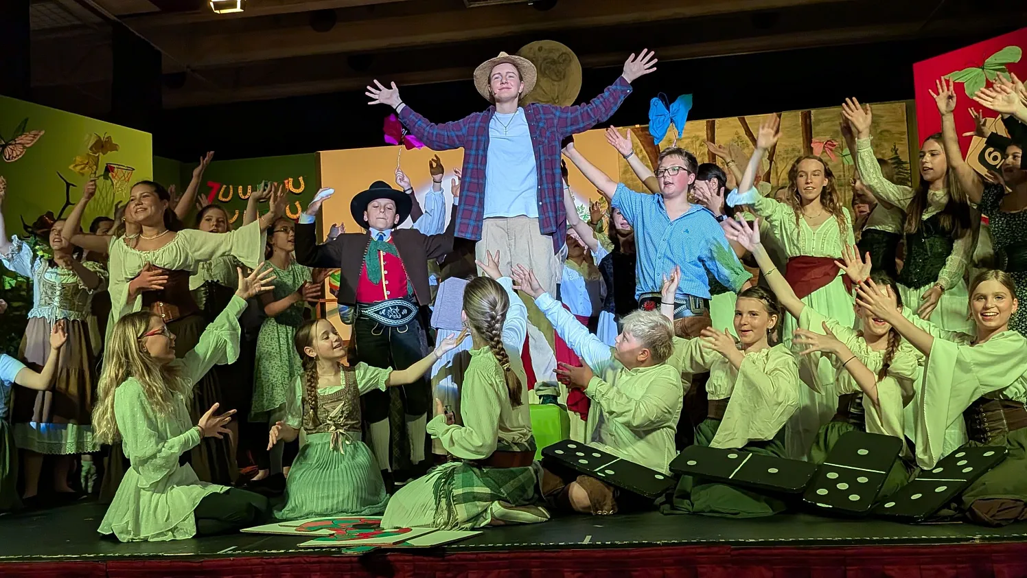 Musiktheater Schüler der MS2 in St. Johann