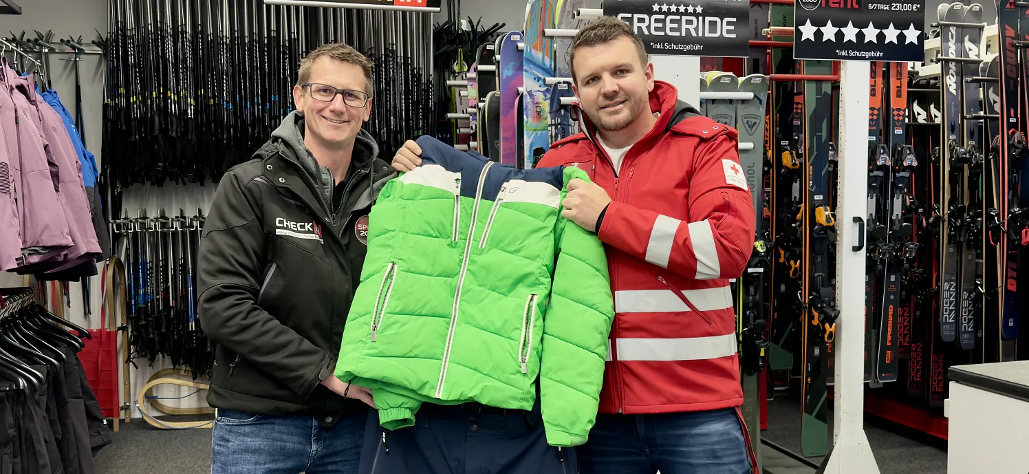 Spende Checki in Sport 2000_09_2026_Rote Kreuz.webp