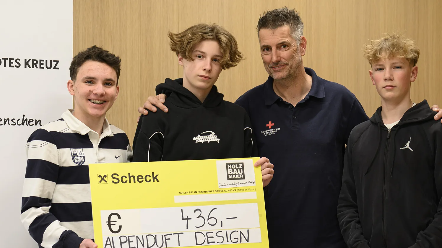 Spendenübergabe Rotes Kreuz und Alpenduft Design_300126_LW-2