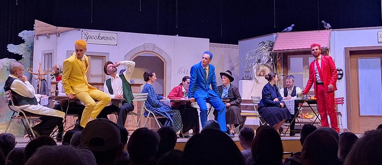 Theater St.Ulrich_Tratsch_43_2025_Standl.webp